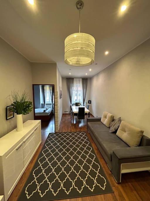 Big Apart - Rynek 8 - Nice View - 3 Rooms - 9 People 브로츠와프 외부 사진