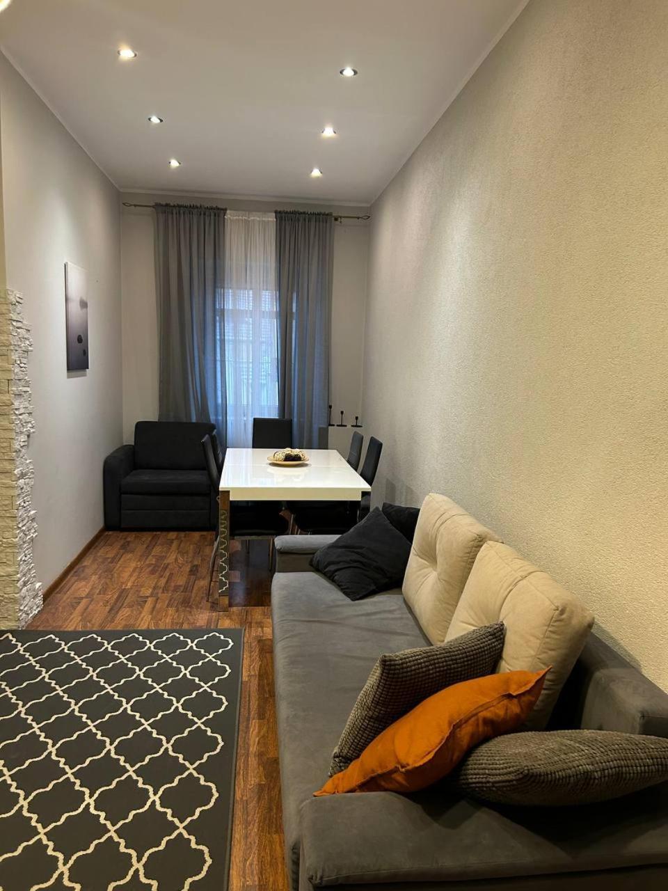 Big Apart - Rynek 8 - Nice View - 3 Rooms - 9 People 브로츠와프 외부 사진